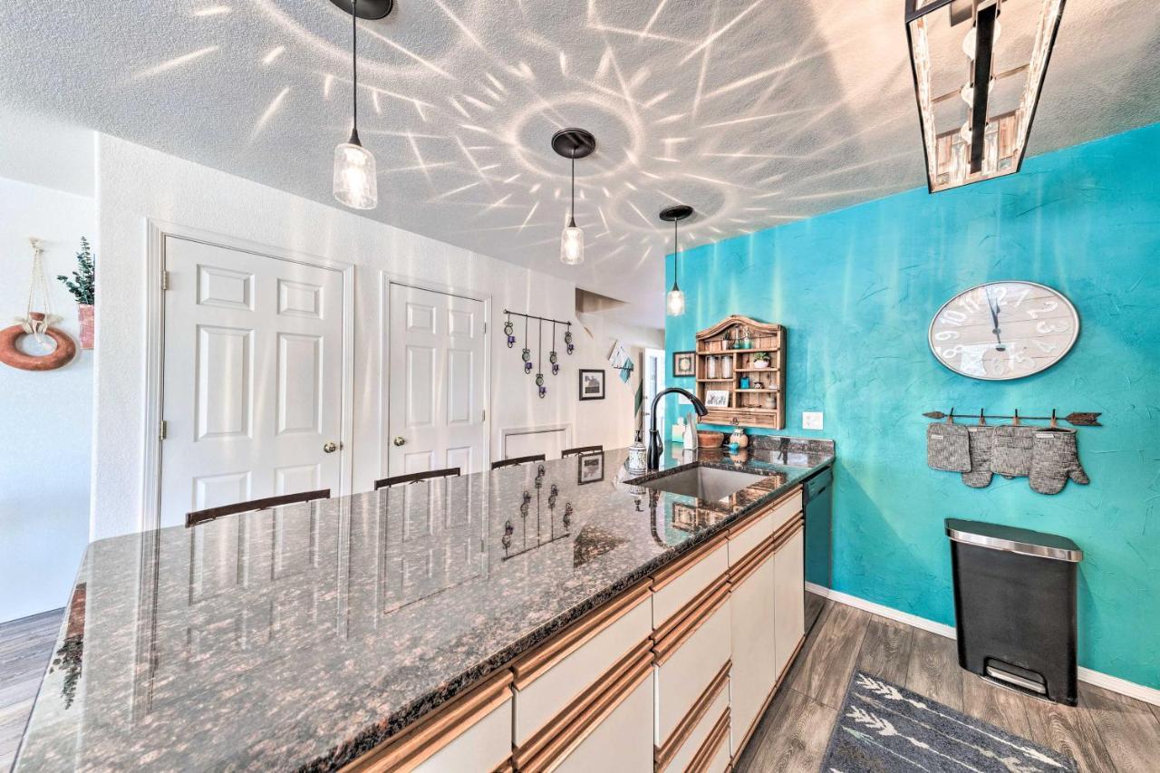 Bright Cloudcroft Condo With Game Room And Deck! 외부 사진
